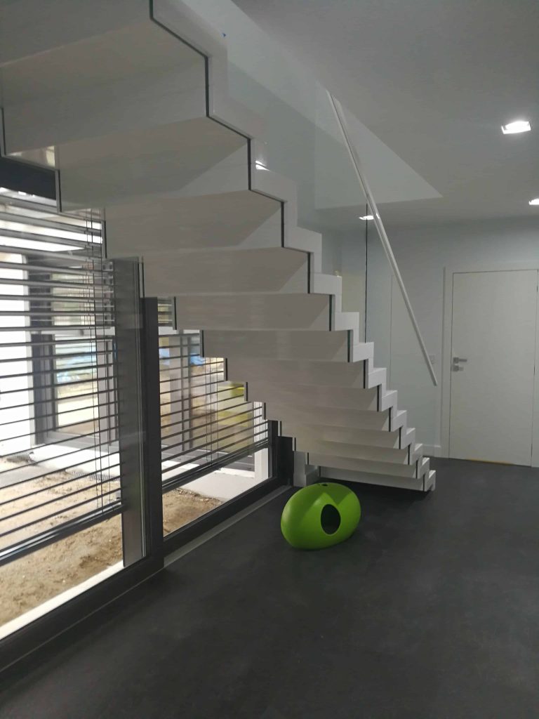 schody dywanowe wewnętrzne Kielce