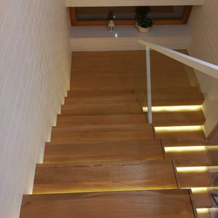 schody dywanowe na beton